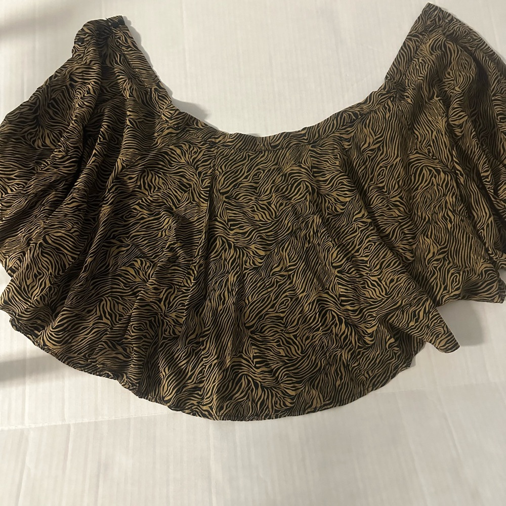 Urban outfitters animal, print skirt size medium - Picture 4 of 8